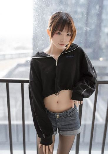 外公芳龄38
